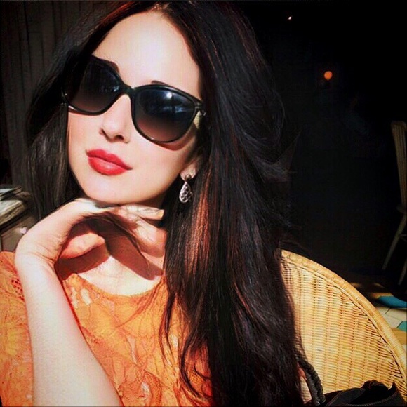 Meet your Posher, Robin - Picture 9 of 13